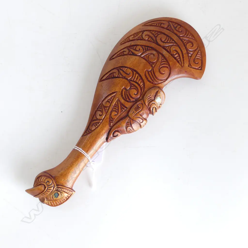 CARVED WOODEN MAORI PATU L.255mm Image 1++