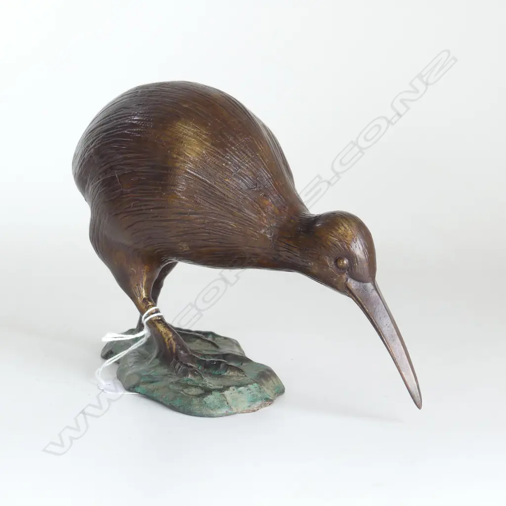 BRONZE KIWI W.200mm Image 1++
