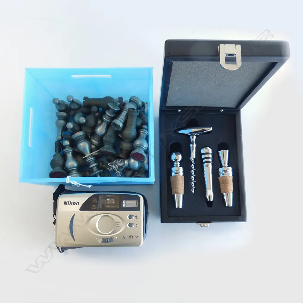 METAL CHESS PCES, NIKON CAMERA, STOPPER SET Image 1++