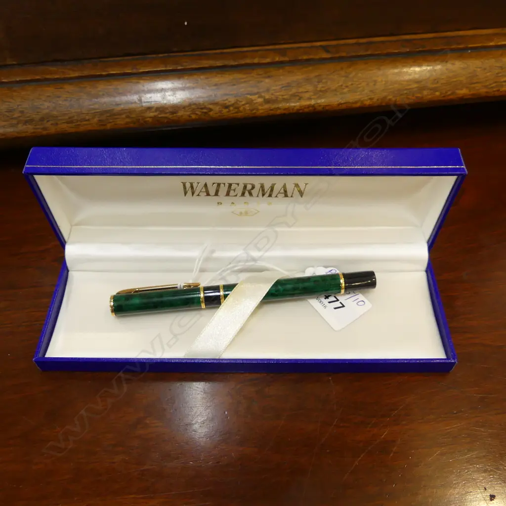 WATERMAN FOUNTAIN PEN, CASED  Image 1++