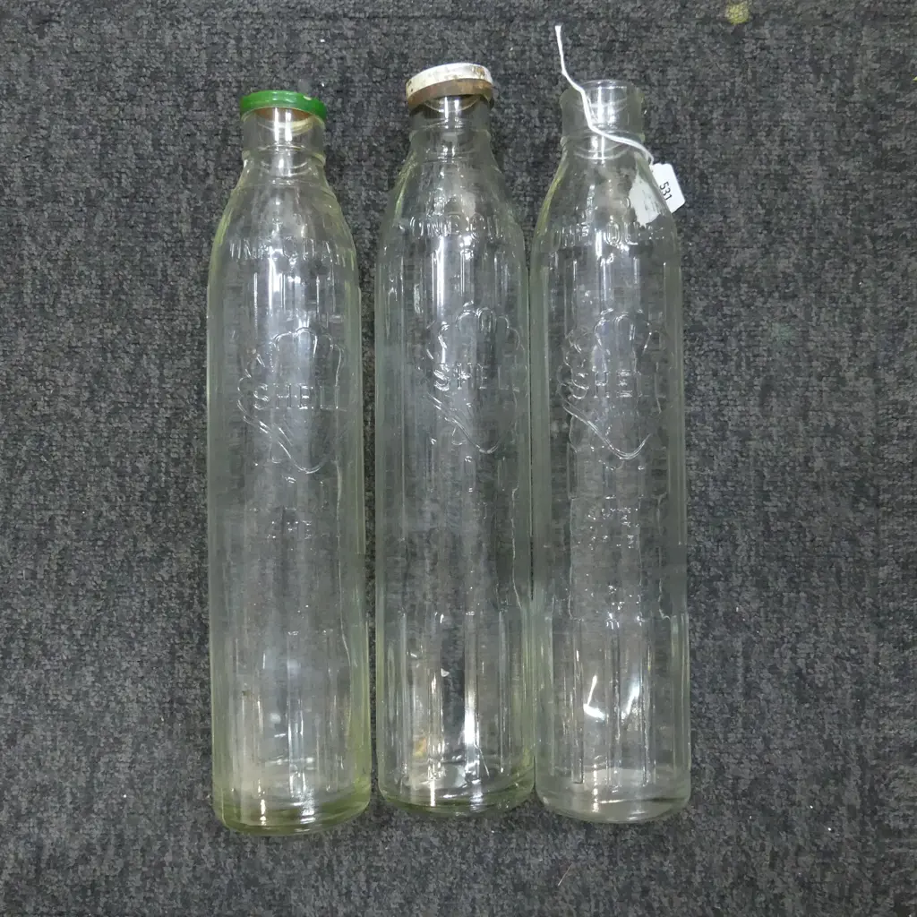 3 SHELL ONE QUART GLASS PETROL BOTTLES H.360mm Image 1++