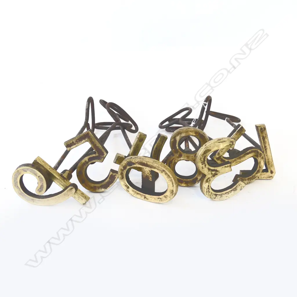 VINTAGE METAL NUMBERS 0-9 L.315mm Image 1++