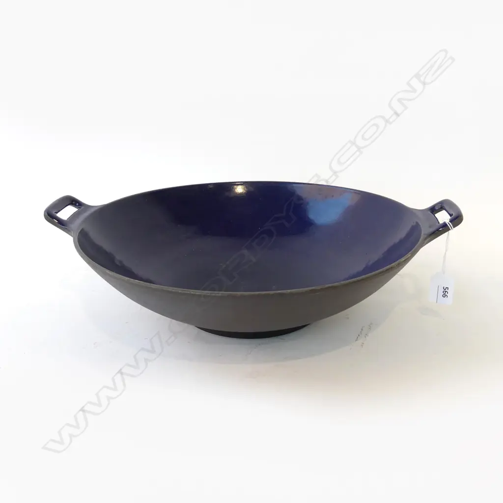LG CAST IRON WOK, BLUE ENAMEL LINING 370mm dia Image 1++