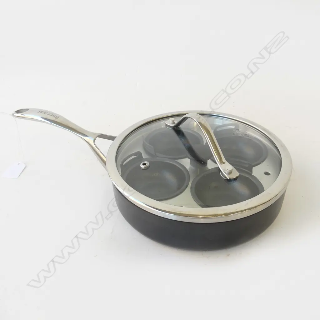 BACCARAT NON STICK 4 EGG POACHING PAN 200-MM Image 1++