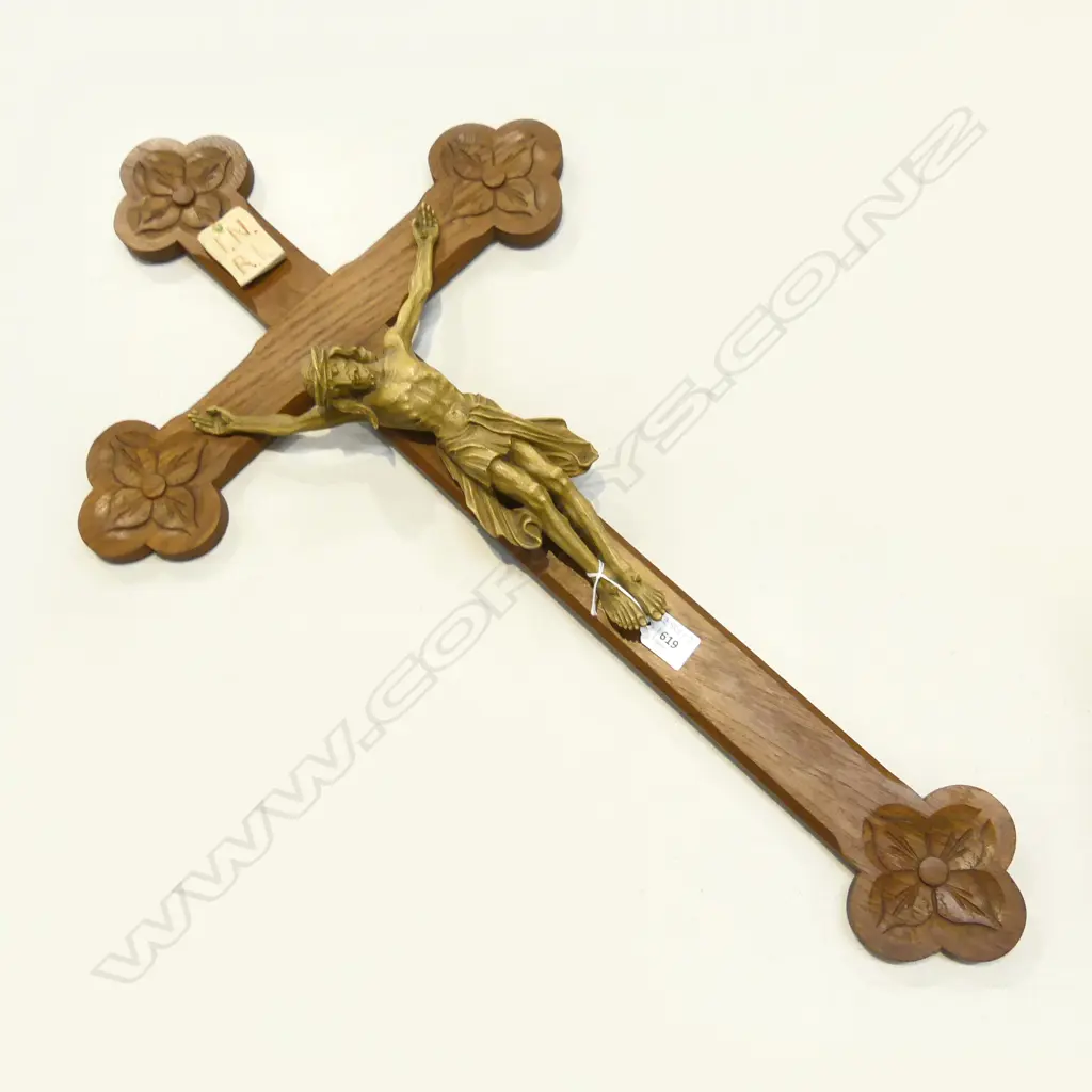 CARVED WOODEN WALL CRUCIFIX w. RESIN CHRIST H.795mm Image 1++