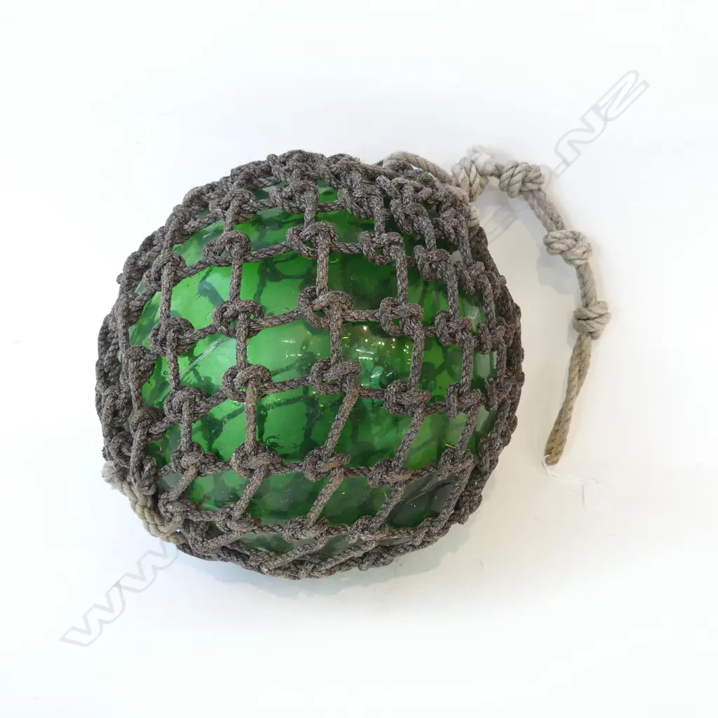 OLD GLASS FISHING FLOAT w. NETTING 300mm dia hand blown Image 1++