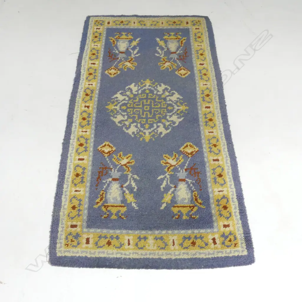 LIGHT BLUE ORIENTAL STYLE TUFTED WOOL RUG 1830x940mm Image 1++