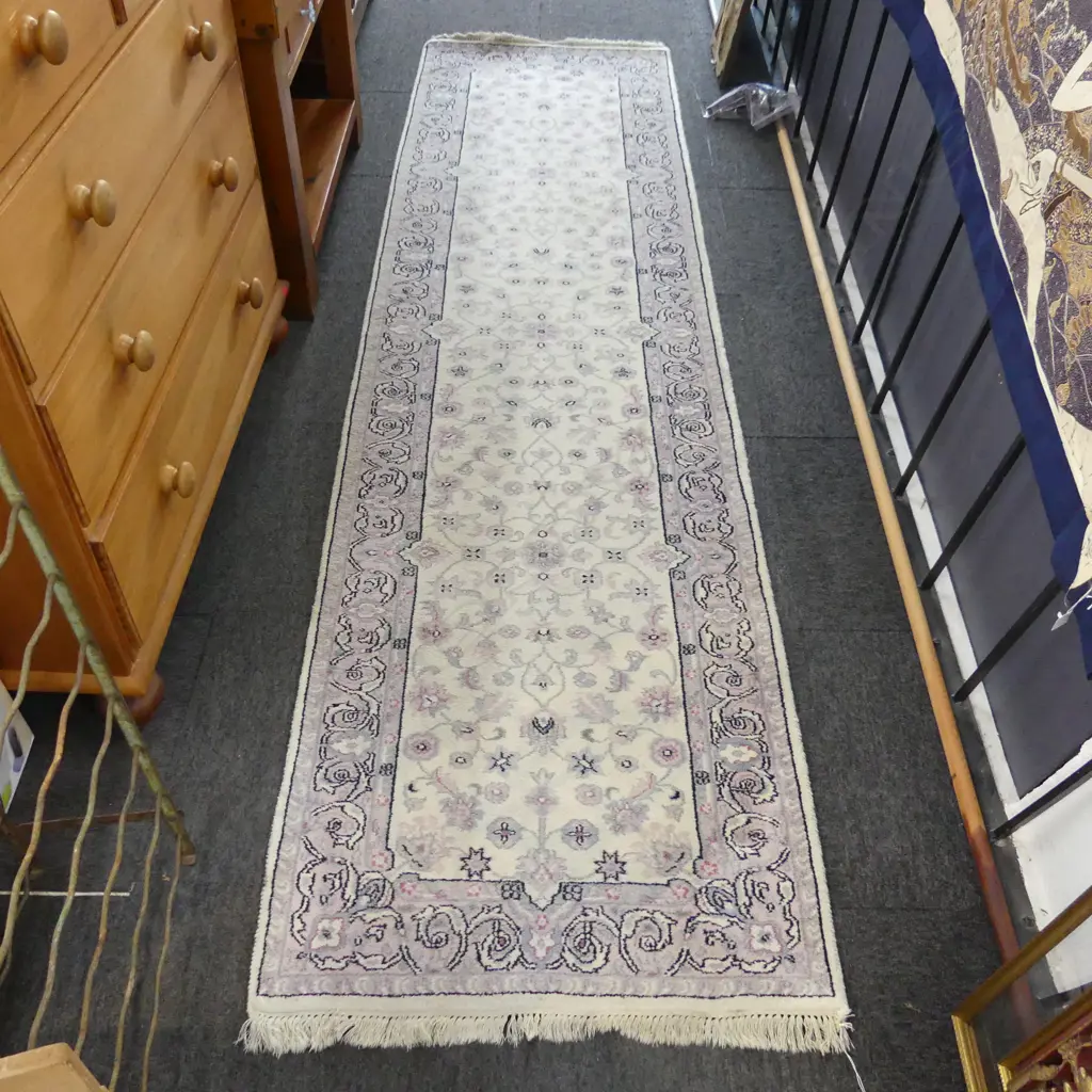 HANDKNOTTED WOOL ON COTTON RUNNER PALE TONES L3010mm Image 1++