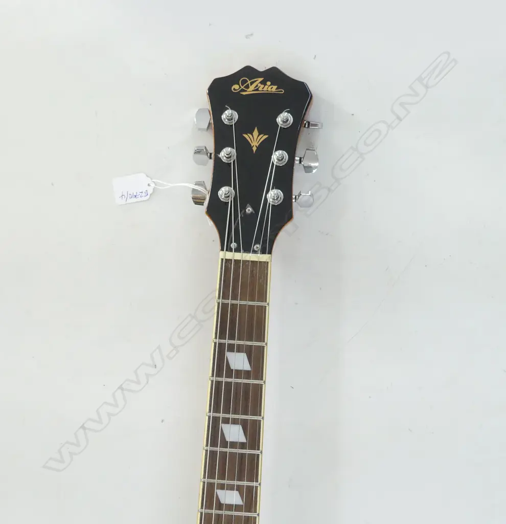 ARIA 335 STYLE SUNBURST ELECTRIC GUITAR WITH HARD CASE Image 1++