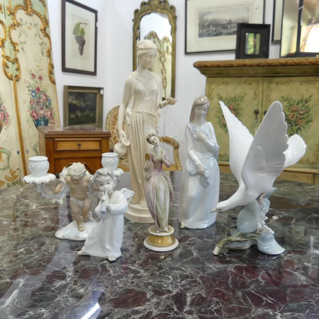6 PCES; LLADRO DOVE (REPAIRED), CLASSICAL RESIN FIGURE H.405mm, ETC Image 1++