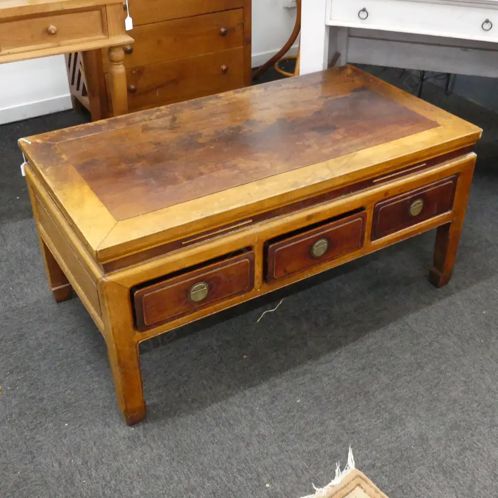 ORIENTAL COFFEE TABLE 1030x550x500mm Image 1++