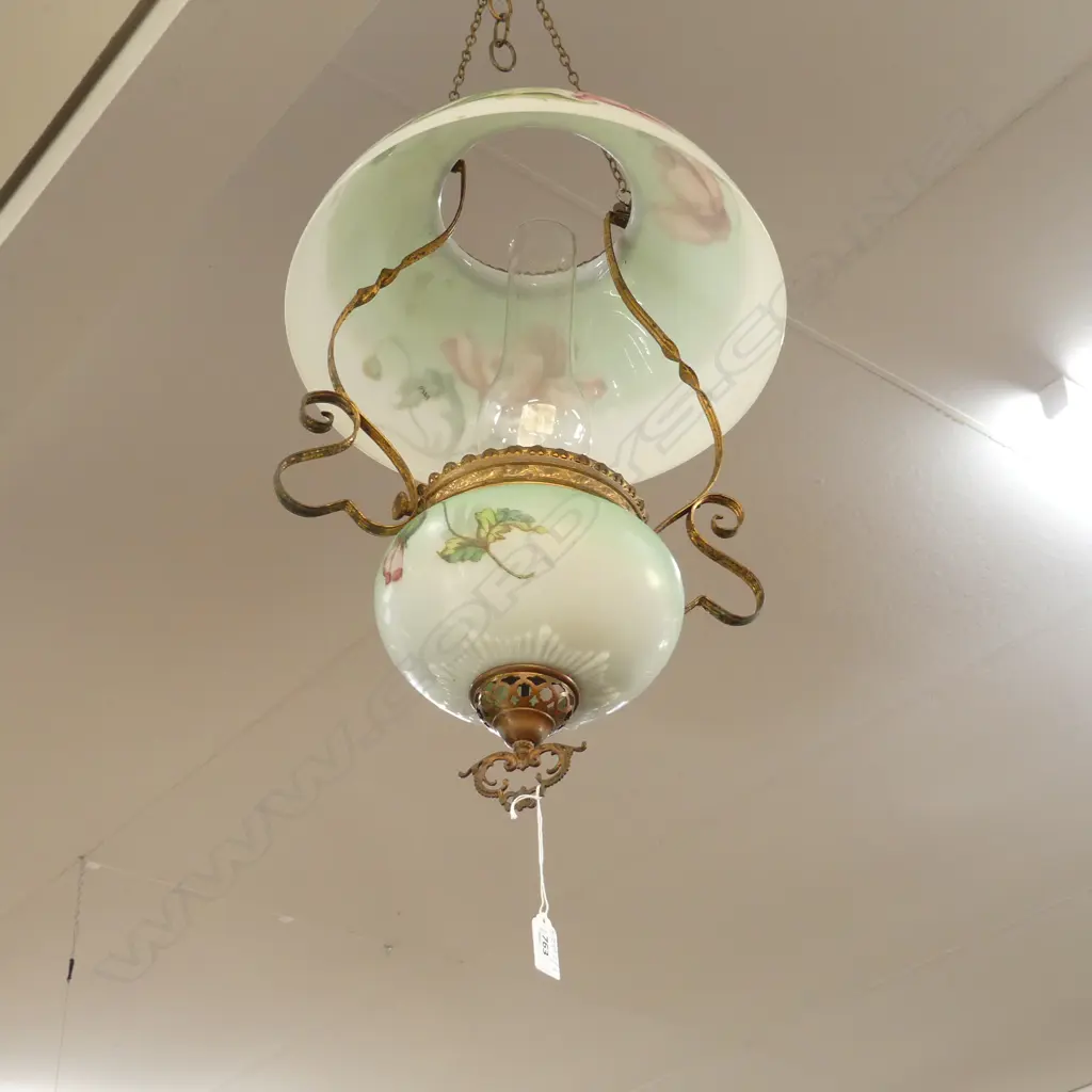 ANTIQUE KEROSENE LANTERN Image 1++