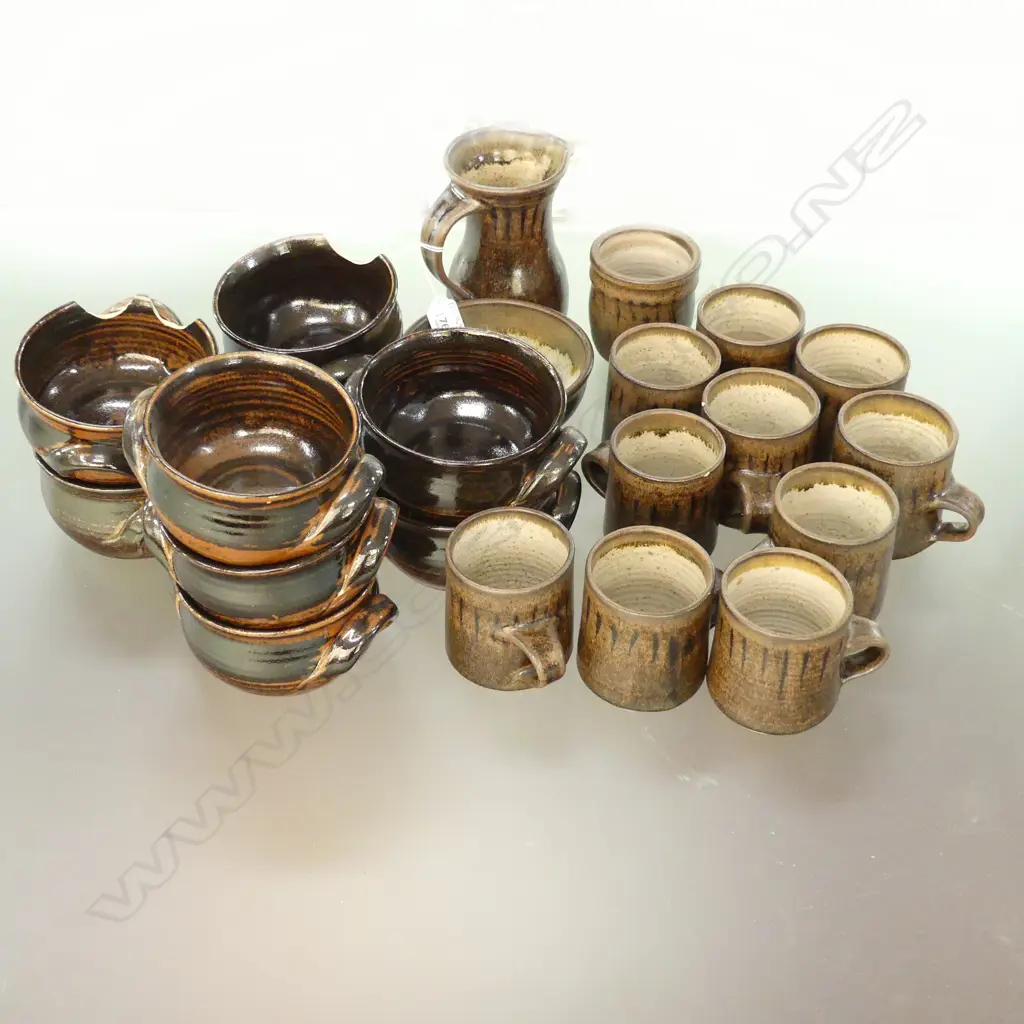ASST. STUDIO POTTERY Image 1++