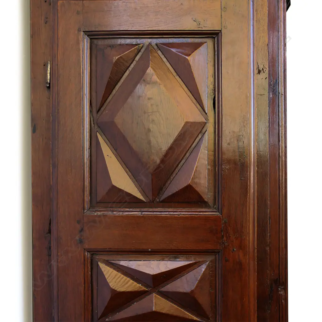 An early 19thC French armoire, Image 1++