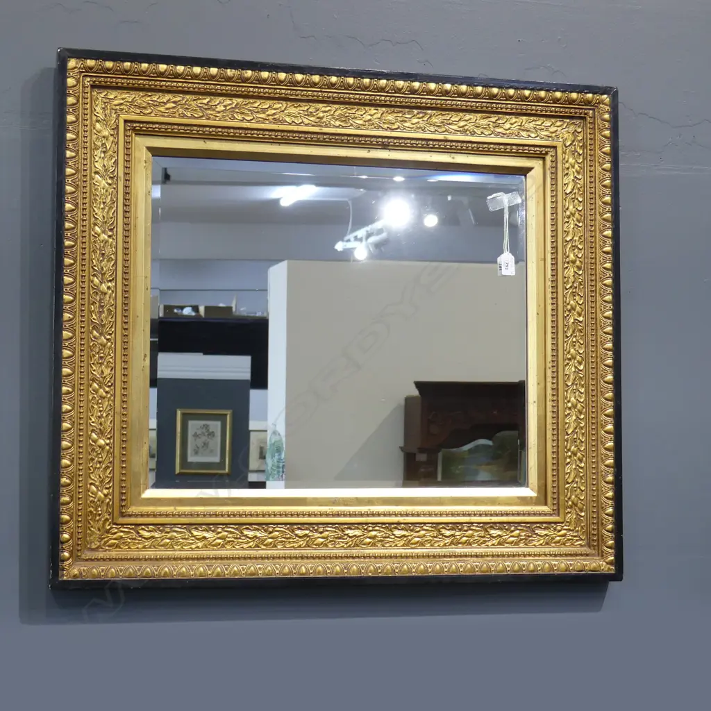 GILT FRAMED MIRROR 880 x 790mm Image 1++