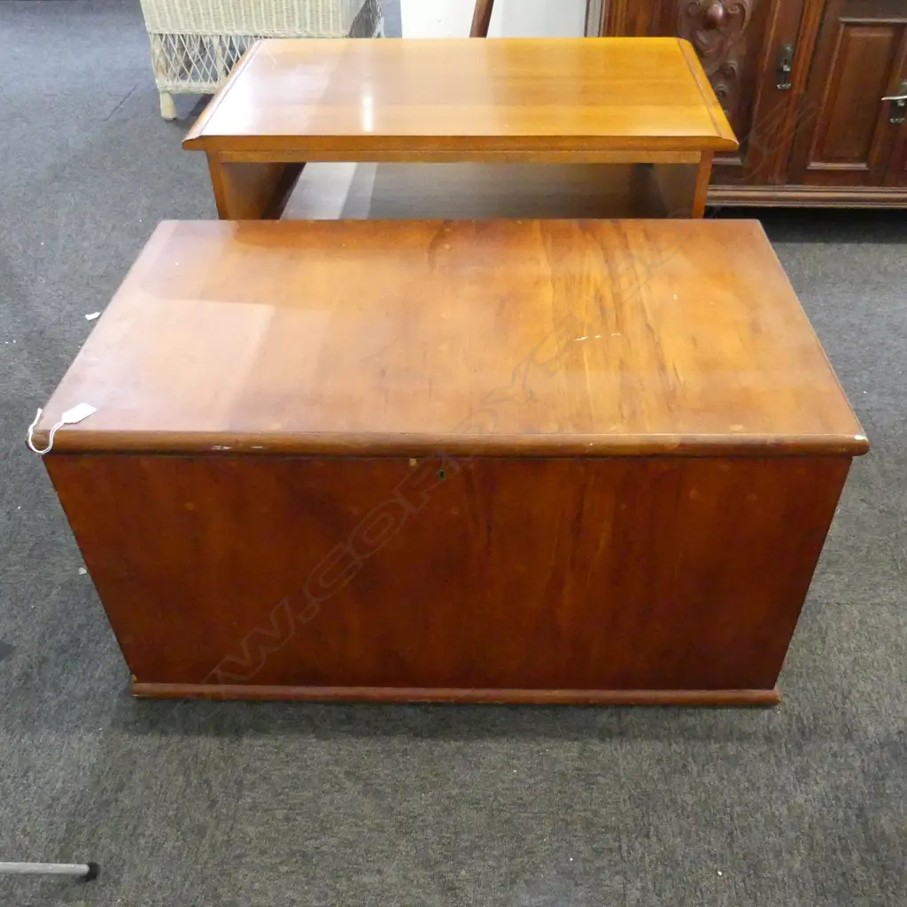 WOODEN BLANKET BOX 940x540x500mm Image 1++