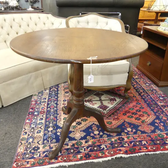 ANTIQUE OAK TRIPOD TABLE 800mm dia H.715mm