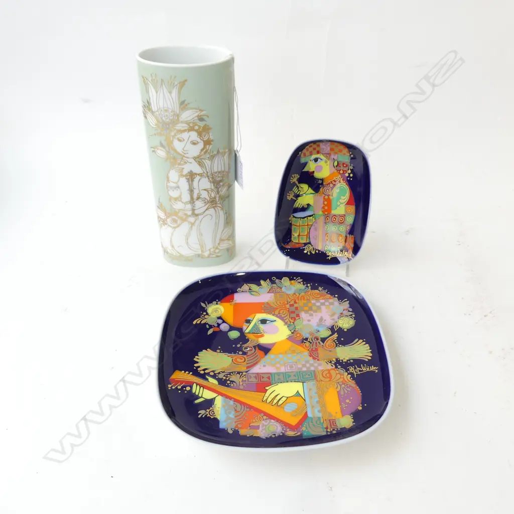 3 PCES BJORN WIINBLAD ROSENTHAL; VASE H.210mm, 2 DISHES Image 1++