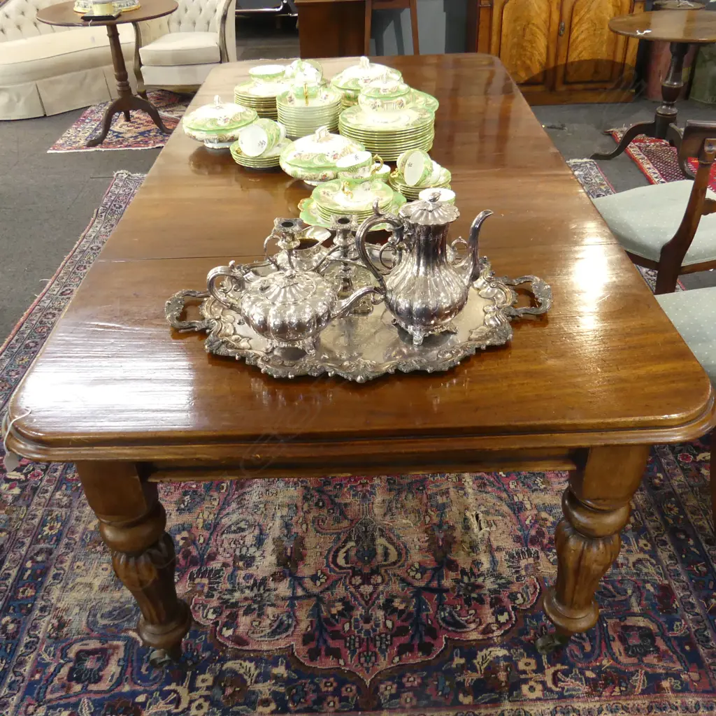 VICTORIAN MAHOGANY DINING TABLE w. 2 LEAVES 2320x1200x745mm Image 1++