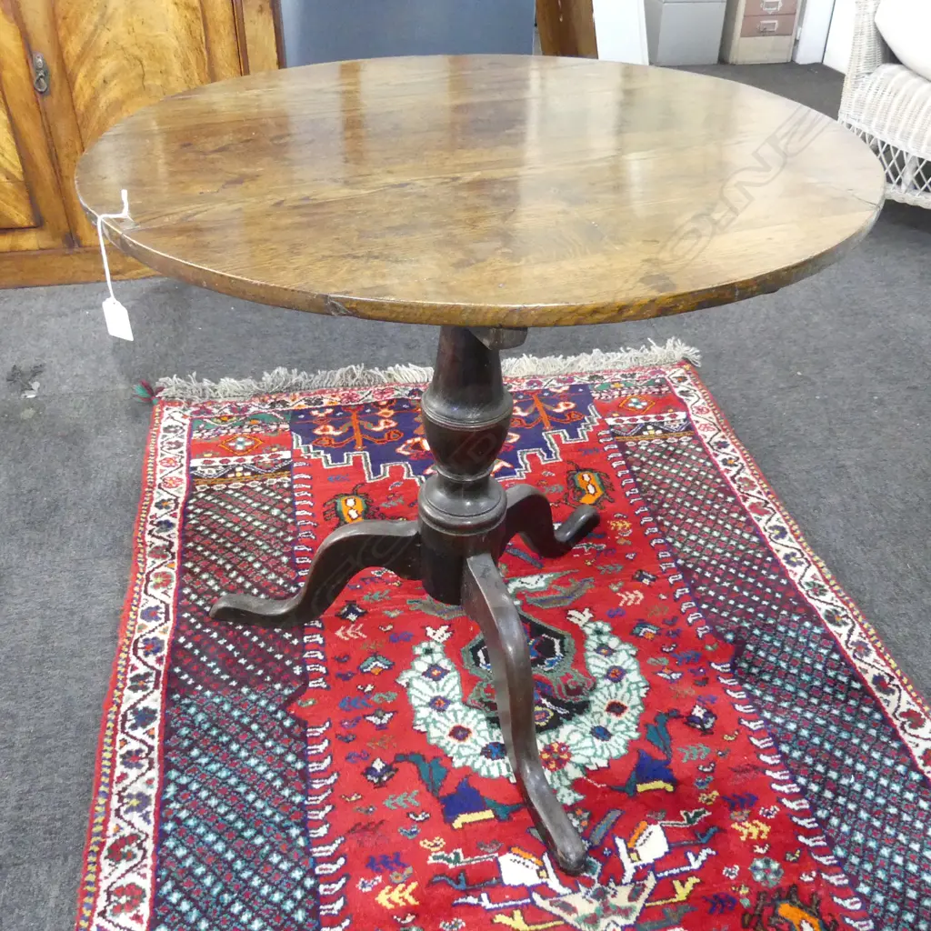 GEORGIAN OAK WINE TABLE (NEEDS MINOR ATTENTION) Image 1++