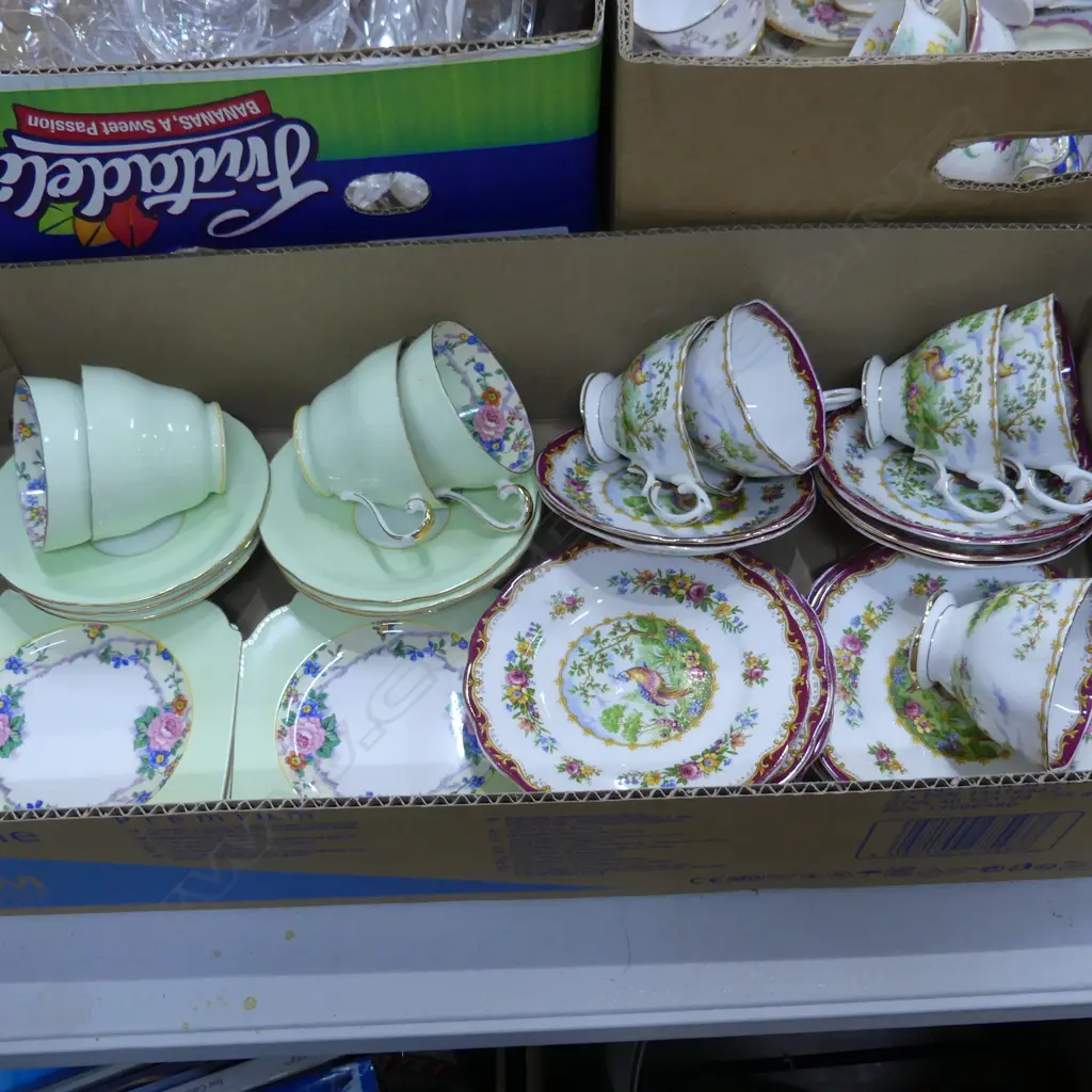 PART ROYAL STAFFORD CAROUSEL PAT TEASET  SHELLEY CSP CRACKED CUP & SOME RA CHINA Image 1++