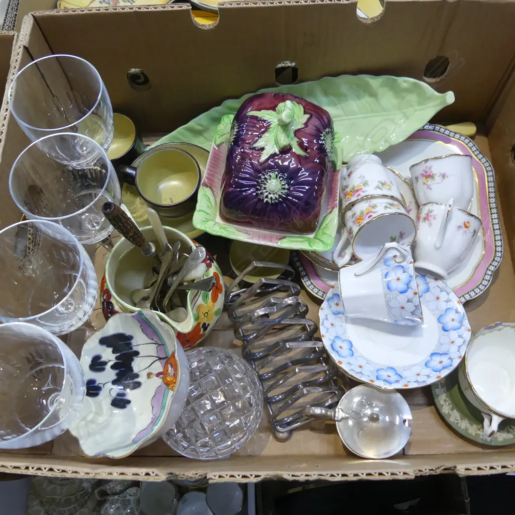 BOX LOT MIXED CHINA CRYSTAL GLASSES & EP Image 1++