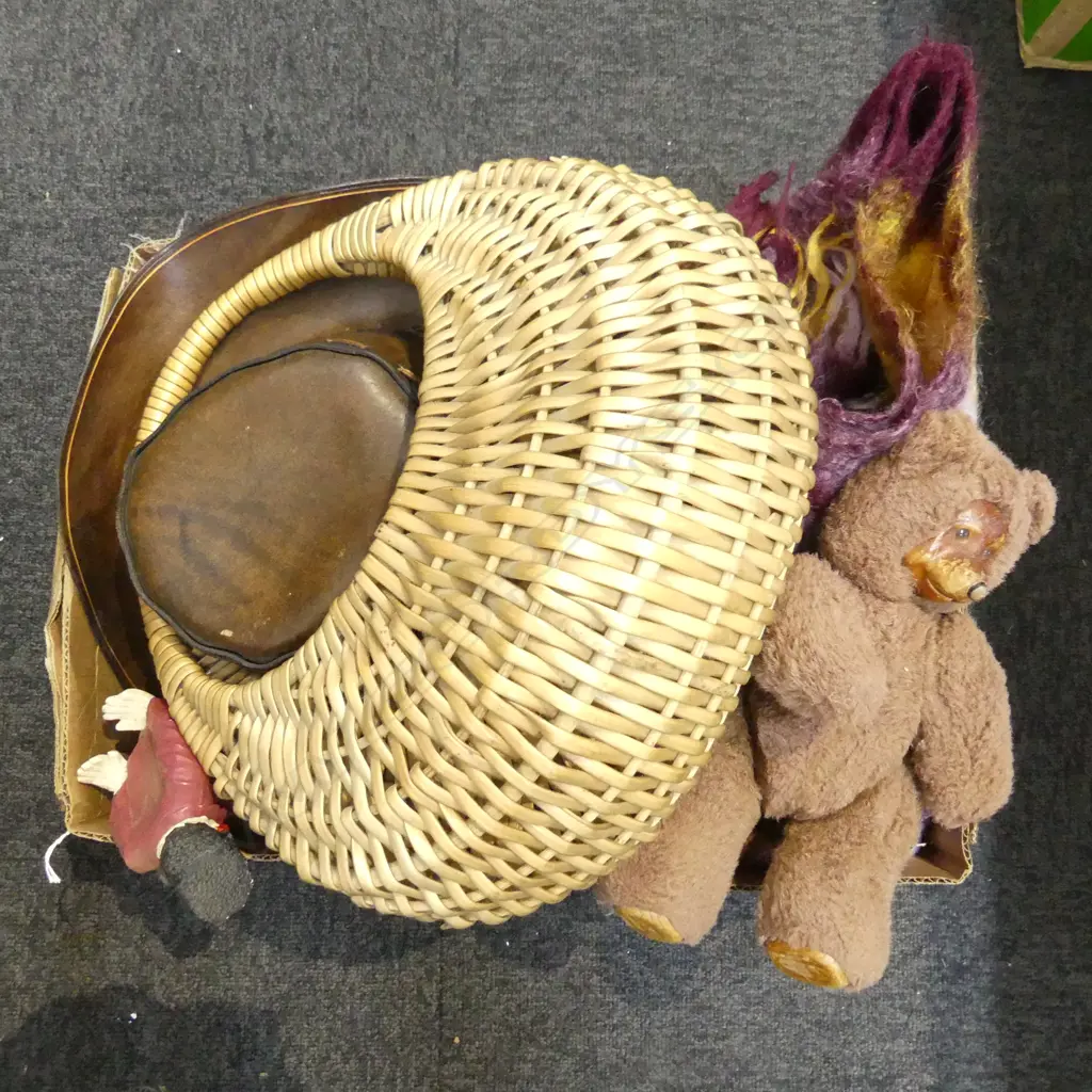 2 MOHAIR BLANKETS, LEATHER HAT, WOVEN BANANA BAG ETC Image 1++