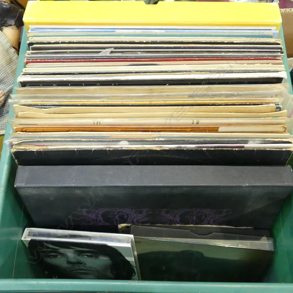 ASST. RECORDS Image 1++