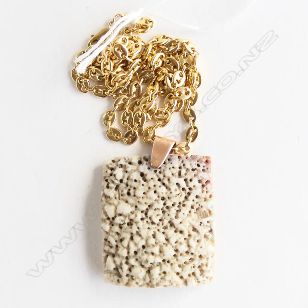 9CT GOLD NECKLACE (14.1gms) w. BONE PENDANT; TOIVE KORU DESIGN BY KALERVO SAINIO FINLAND Image 1++