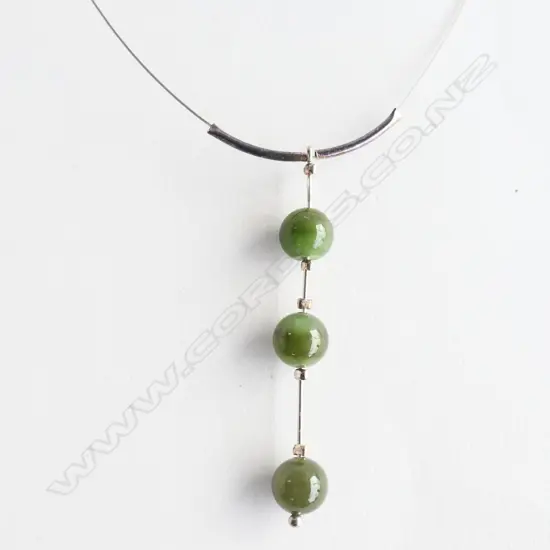 SILVER & POUNAMU NECKLACE new old stock
