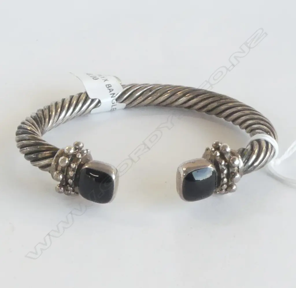 HEAVY MEXICAN SILVER & ONYX BANGLE  Image 1++