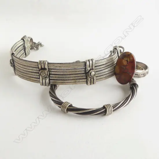 SILVER BANGLE + BRACELET + 2 RINGS
