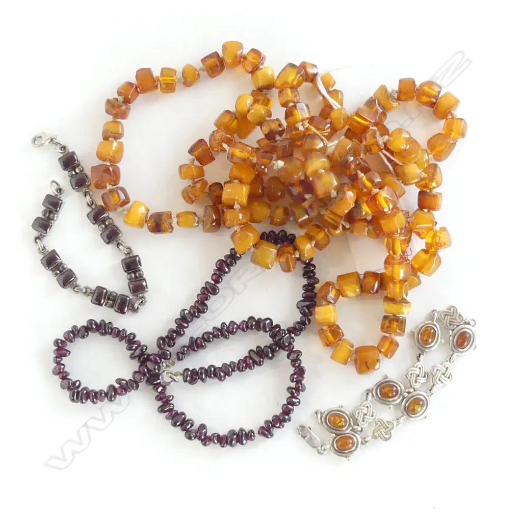 2 NECKLACES; AMBER & GARNET + 2 STG GEMSTONE BRACELETS Image 1++