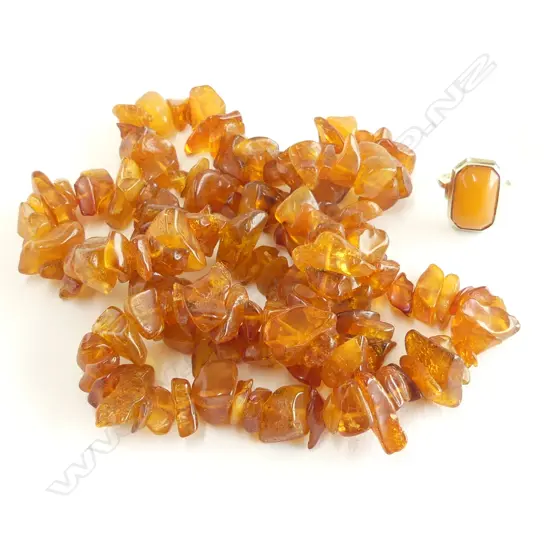 BALTIC AMBER NECKLACE & RING SIZE M
