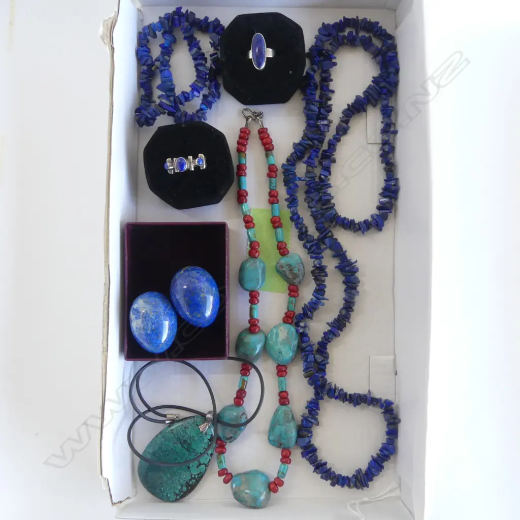 TRAY: LAPIS LAZULI NECKLACE, 2 BRACELETS, 2 SILVER/LAPIS RINGS, 2 ETHNIC TURQUOISE NECKLACES & 2 LAPIS LAZULI EGGS Image 1++