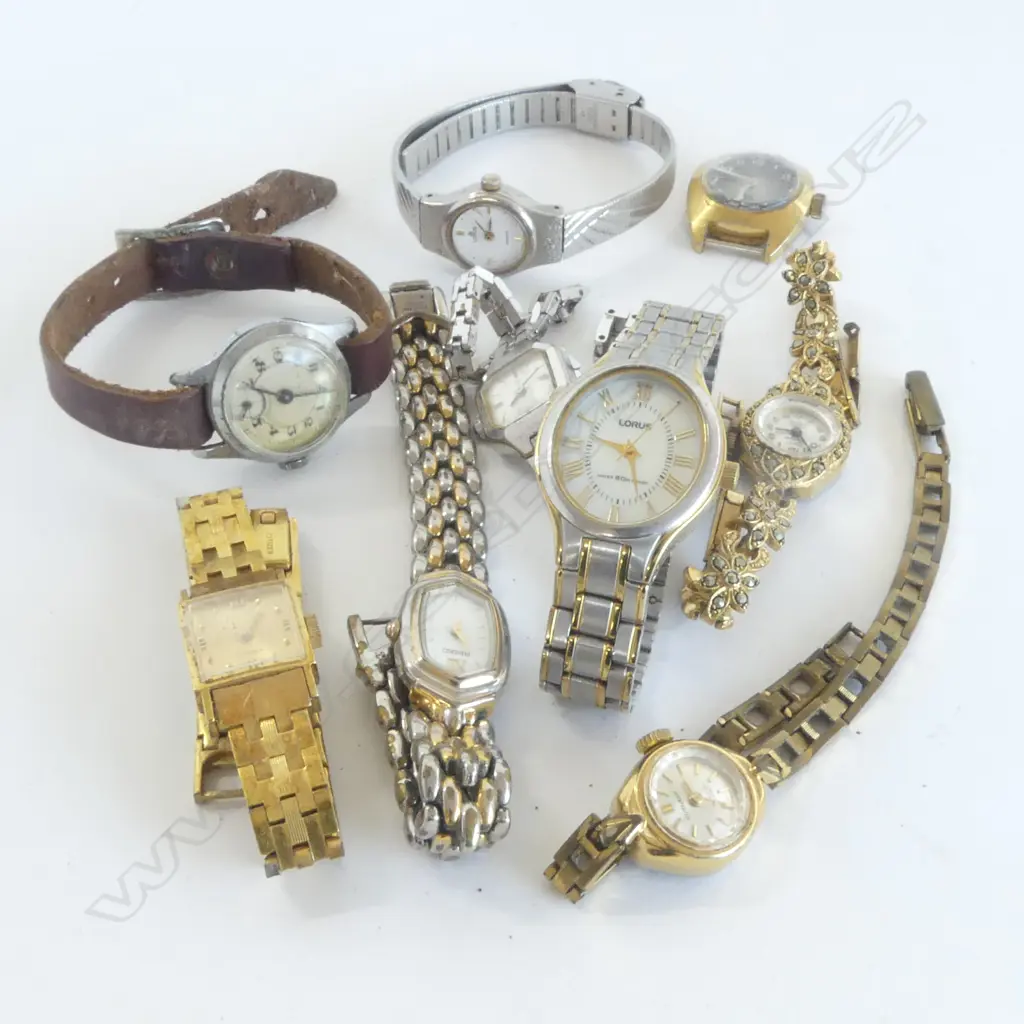9 VINTAGE LADIES WRISTWATCHES some faults Image 1++
