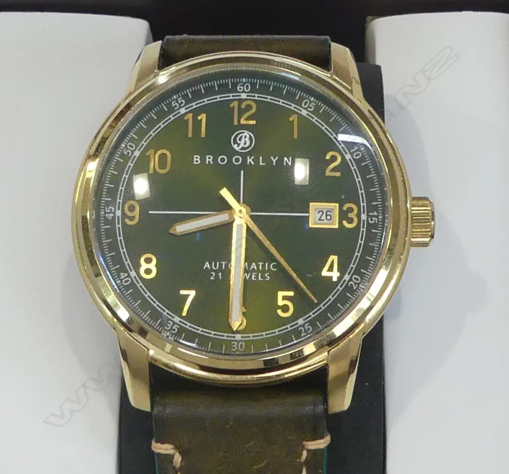 MINT & BOXED BROOKLYN AUTOMATIC GENTS WRIST WATCH Image 1++
