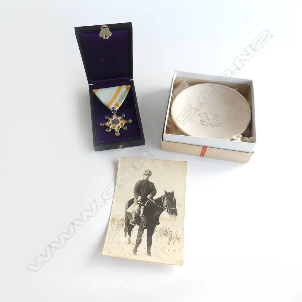 ASST. JAPANESE ARMY WWII ERA ITEMS Image 1++