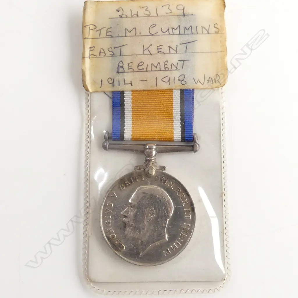 WW1 SERVICE MEDAL PVT M CUMMINS EAST KENT REDG Image 1++