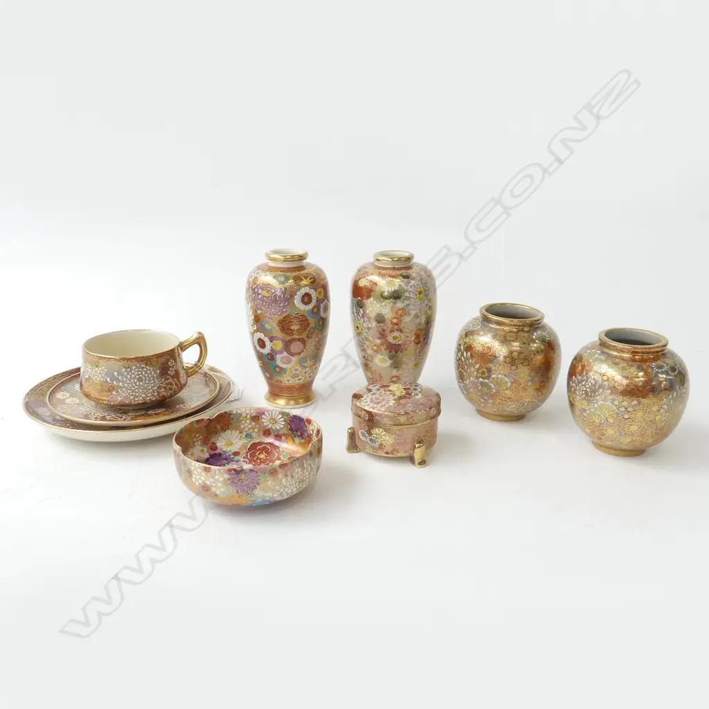 9 PCES FLORAL SATSUMA;TRIO, 4 VASES, BOWL, LIDDED CONTAINER Image 1++