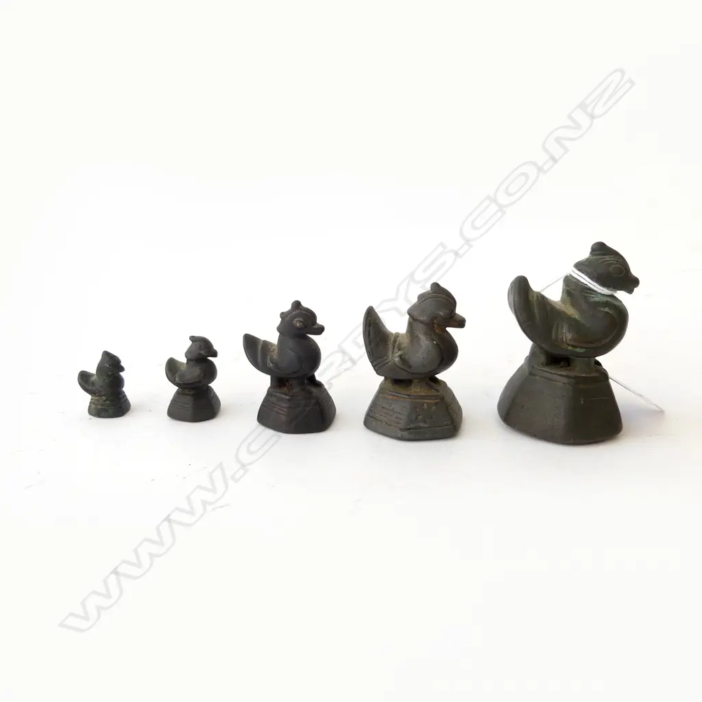 SET OF GRADUATED ANCIENT BRONZE BURMESE  BIRD  OPIUM WIEGHTS 60MM TALLEST Image 1++