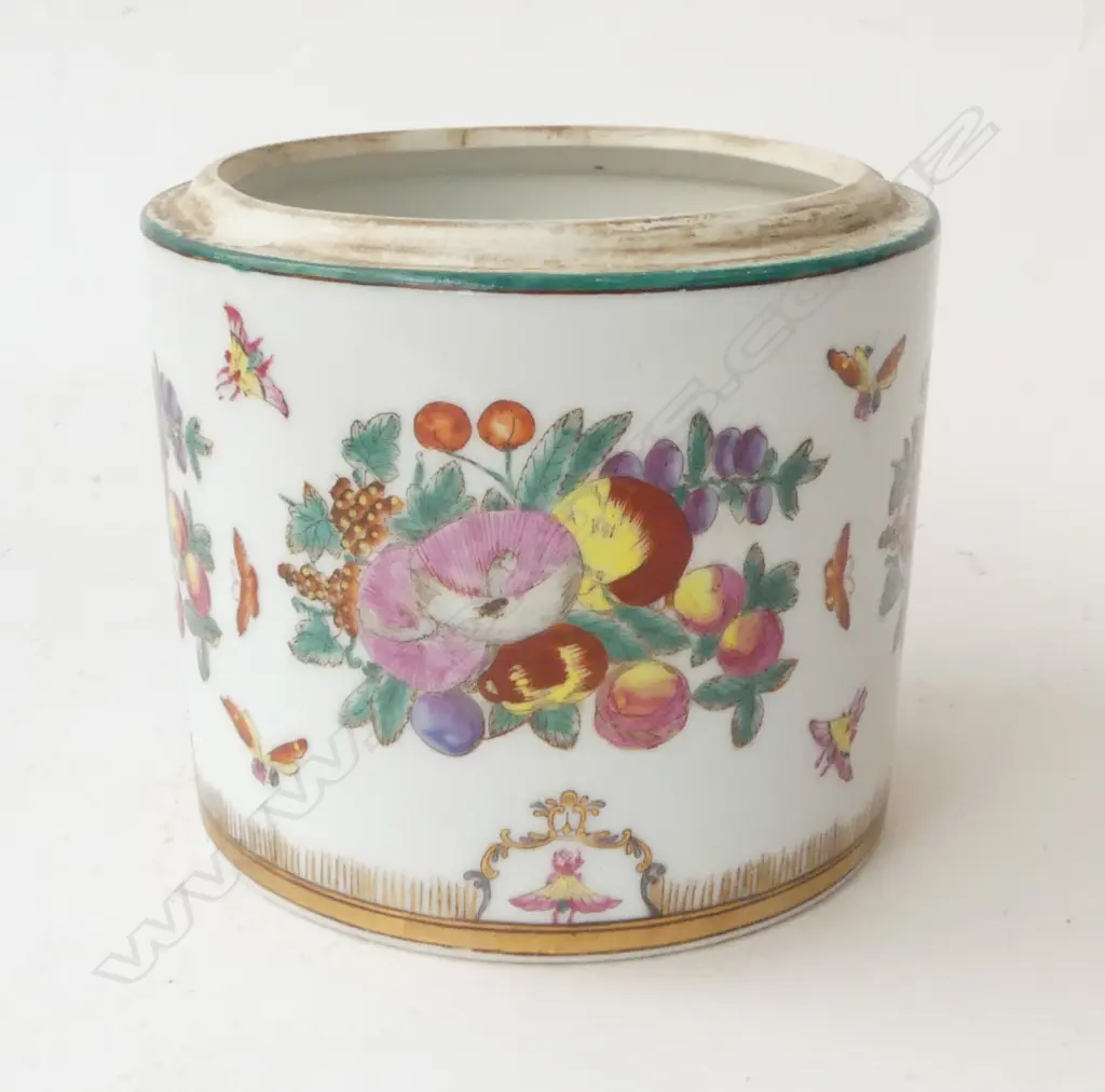 ANTIQUE CHINESE FAMILLE ROSE JAR H150MM NO LID Image 1++