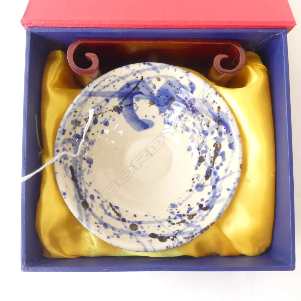 CHINESE POTTERY BOWL DIA 130MM WITH WOOD STAND Image 1++