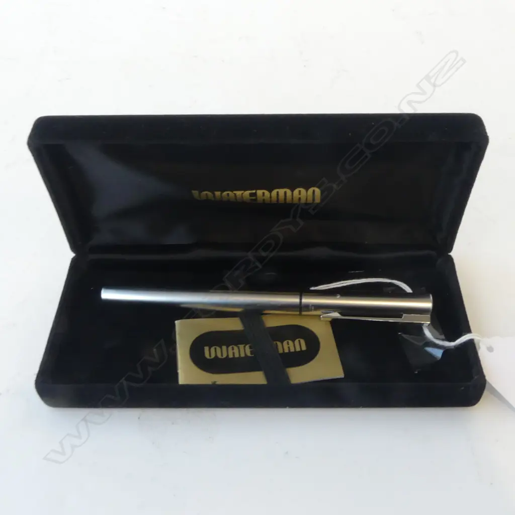 VINTAGE WATERMAN FOUNTAIN PEN IN CASE WITH LABEL UNUSED Image 1++