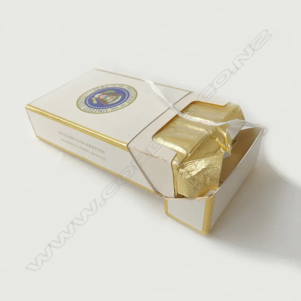 PACKET OF AIR FORCE ONE CIGARETTES (REAGAN ERA?) H.100m (21&OVER)m Image 1++