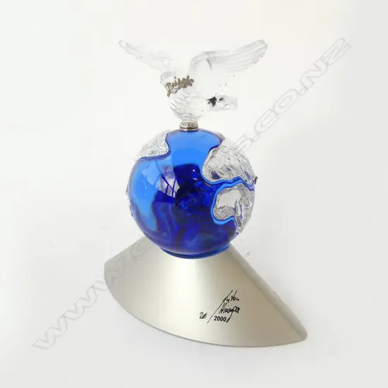 SWAROVSKI 'CRYSTAL PLANET VISION 2000' CASE & BOX H.120mm