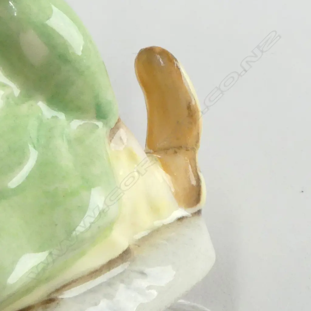 3 R.ALBERT BEATRIX POTTER FIGURES; PIGLING BLAND (1956), MRS RIBBY & SAMUEL WHISKERS (REPAIR TO FOOT) Image 1++