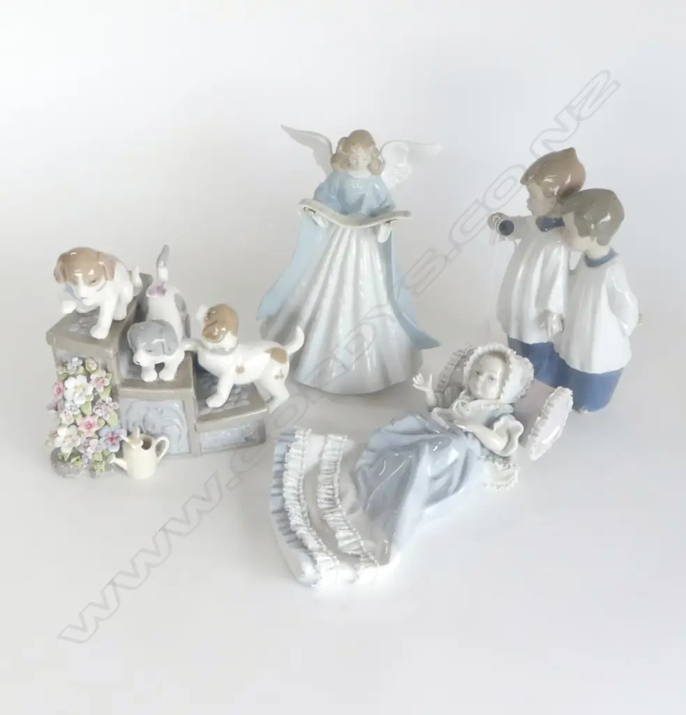 LLADRO BABY #5618 (LACE AF) & ANGEL H.175mm, NAO CHOIR BOYS (BELL AF), COSMOS GILFS LLADRO-STYLE PUPPIES ON STEP Image 1++
