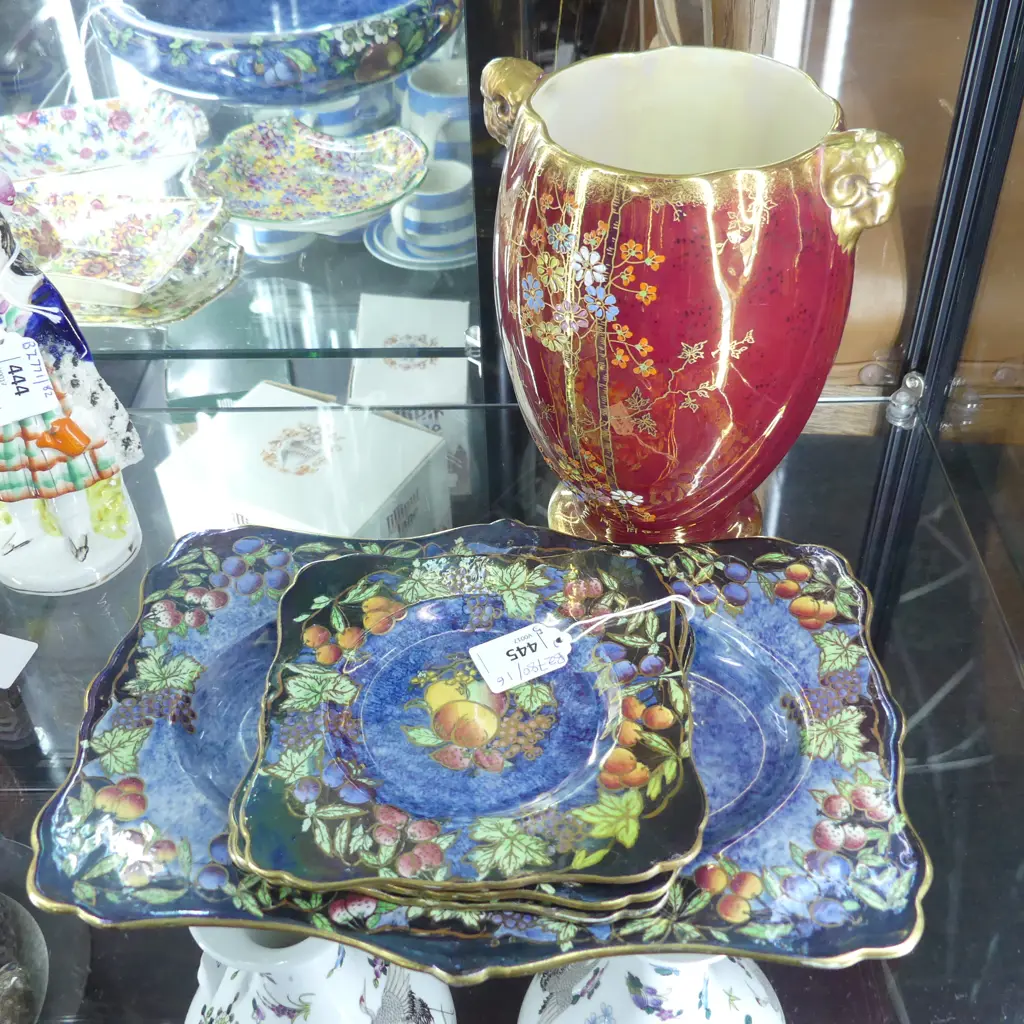 5 PCES LUSTRE CHINA; CROWN DEVON VASE H.200mm, 3 GRIMWADES  PLATE 295x210mm Image 1++