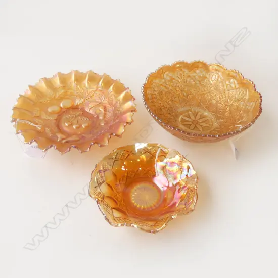 3 CARNIVAL GLASS BOWLS CHERRY & LACE PATS DIA 220 MM 210MM & 165MM